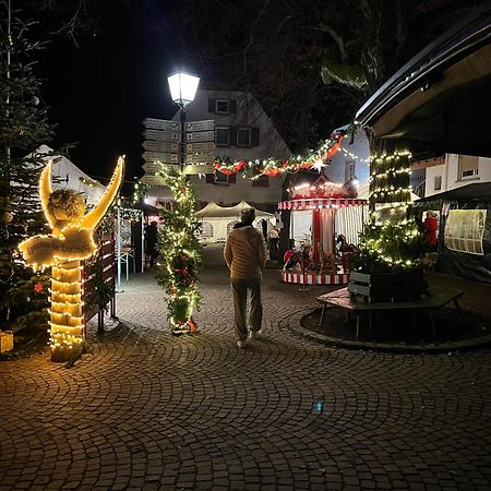Ferienwohnung Grosse Pause Altes Schulhaus Schweigen Exterior foto