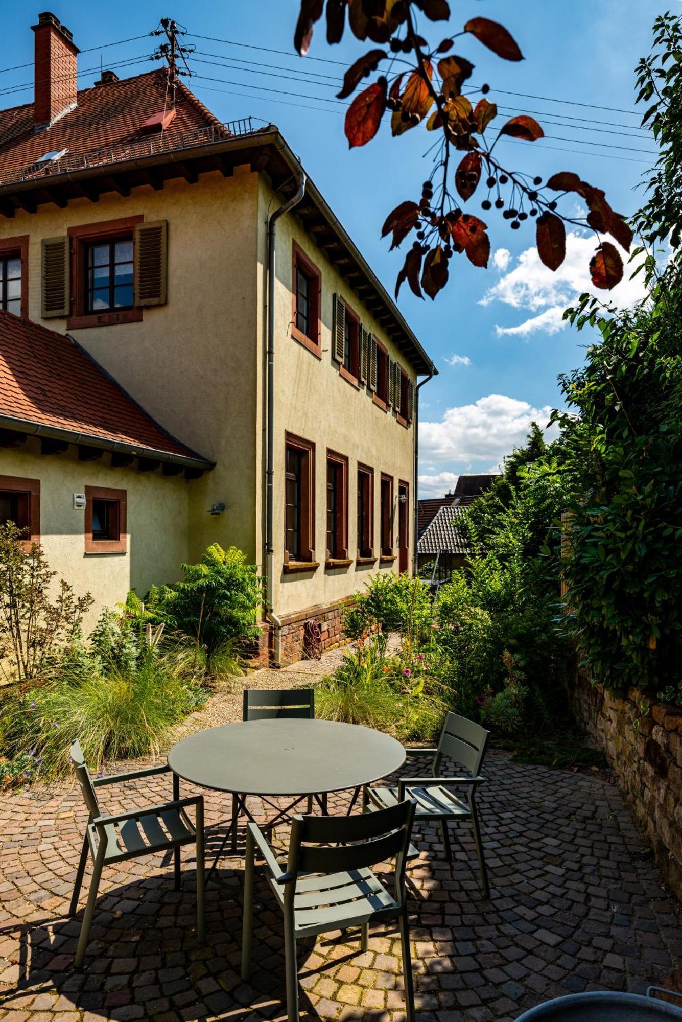 Ferienwohnung Grosse Pause Altes Schulhaus Schweigen Exterior foto